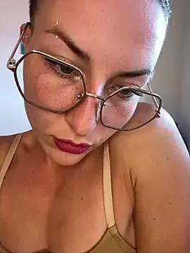 _ExoticGirl from StripChat is Freechat