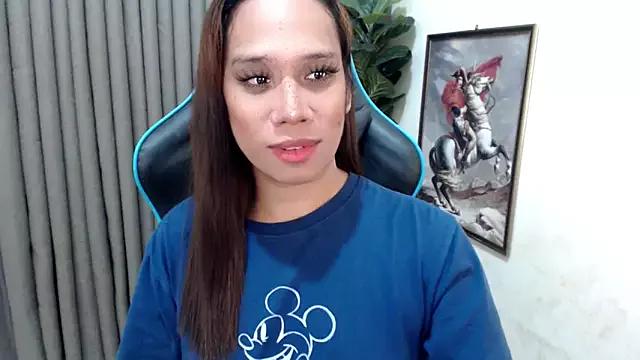 _heartofasia_ from StripChat is Freechat