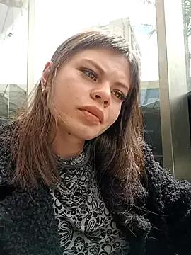 _Isabella-7 from StripChat is Freechat