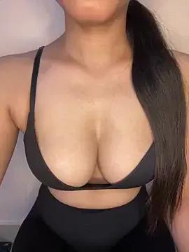 _juliaa04 from StripChat is Freechat
