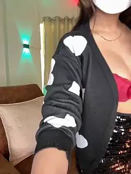 _Lunaaa from StripChat is Freechat