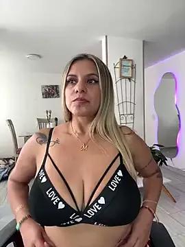 Check out our webcam shows gallery and message on a personal level with our sweet squirt cams hosts, showing off their natural physiques and sex toys.