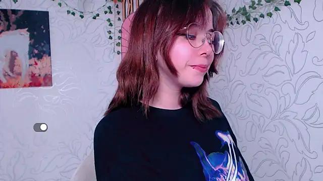_miraclecattt_ from StripChat is Freechat