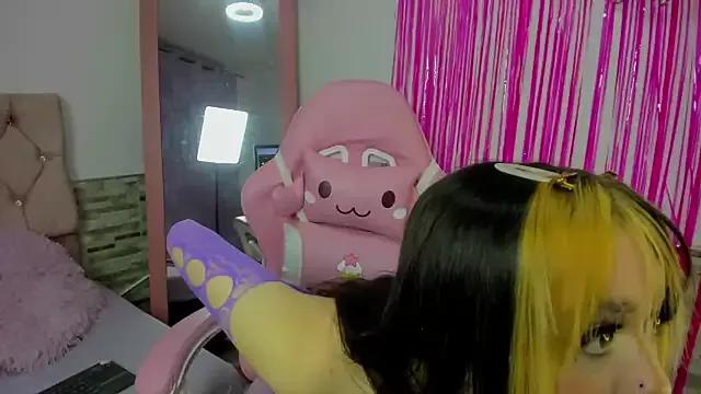 Check out our webcam shows gallery and message on a personal level with our sweet squirt cams hosts, showing off their natural physiques and sex toys.