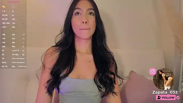 _sara_go from StripChat is Freechat