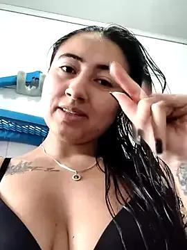 _Sarah-Office1 from StripChat is Freechat