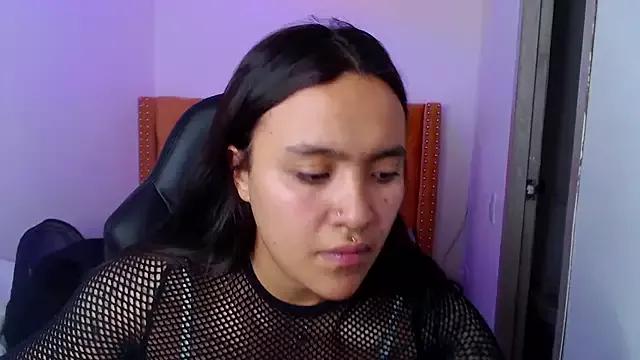 _SharonFox from StripChat is Freechat