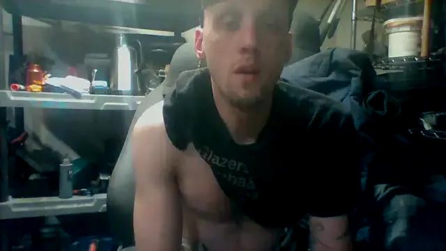 Aaronbp from StripChat is Freechat