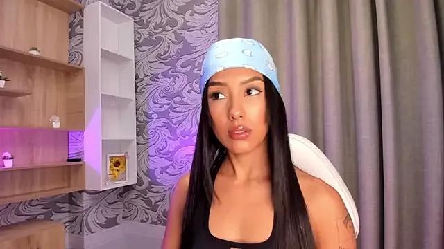Check out our webcam shows gallery and message on a personal level with our sweet squirt cams hosts, showing off their natural physiques and sex toys.