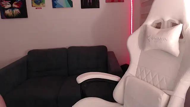 Check out our webcam shows gallery and message on a personal level with our sweet squirt cams hosts, showing off their natural physiques and sex toys.