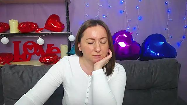 Check out our webcam shows gallery and message on a personal level with our sweet squirt cams hosts, showing off their natural physiques and sex toys.