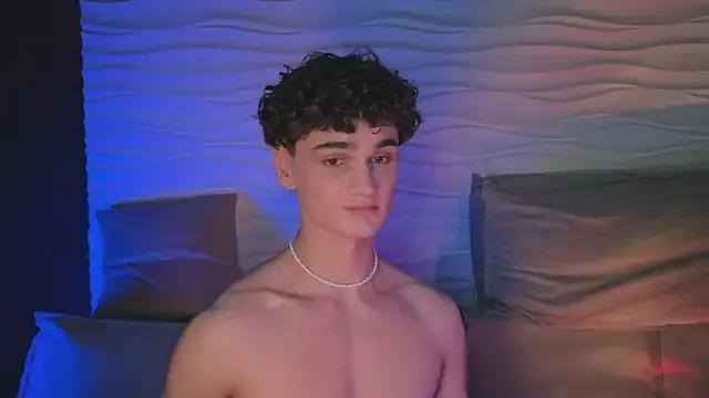 adam_21cm__ from StripChat is Freechat