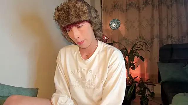 AdamDayt from StripChat is Freechat