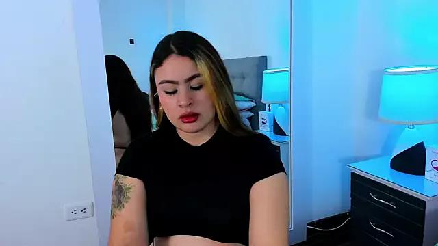 Check out our webcam shows gallery and message on a personal level with our sweet squirt cams hosts, showing off their natural physiques and sex toys.