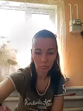 Adeline3302 from StripChat is Freechat