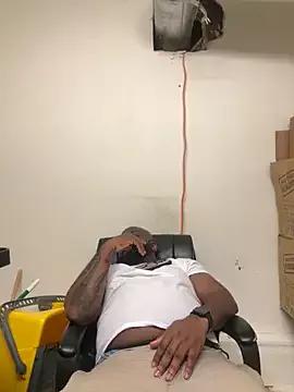 africandickxxl from StripChat is Freechat