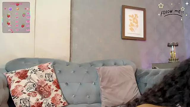 Check out our webcam shows gallery and message on a personal level with our sweet squirt cams hosts, showing off their natural physiques and sex toys.