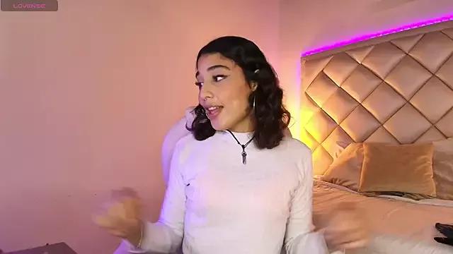 agathaclark_ from StripChat is Freechat