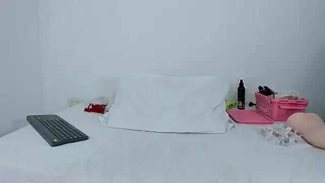 Check out our webcam shows gallery and message on a personal level with our sweet squirt cams hosts, showing off their natural physiques and sex toys.