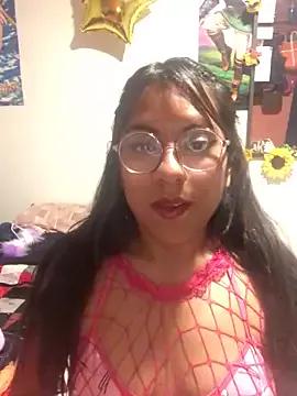 Ahrydoll from StripChat is Freechat