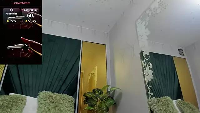 Ailee_naughty from StripChat is Freechat