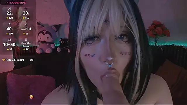 AilynParker from StripChat is Freechat
