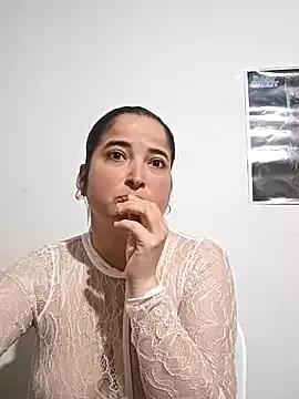 Ainaraazul from StripChat is Freechat