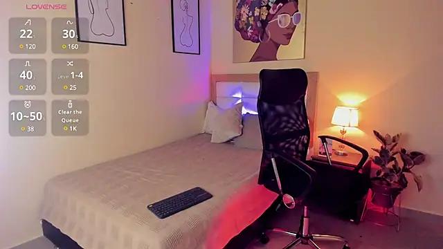 Check out our webcam shows gallery and message on a personal level with our sweet squirt cams hosts, showing off their natural physiques and sex toys.