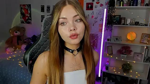Check out our webcam shows gallery and message on a personal level with our sweet squirt cams hosts, showing off their natural physiques and sex toys.
