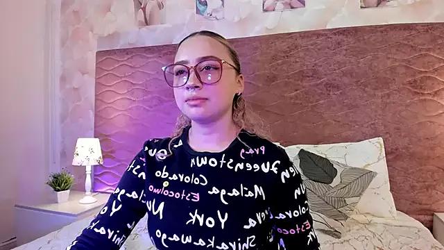 Check out our webcam shows gallery and message on a personal level with our sweet squirt cams hosts, showing off their natural physiques and sex toys.