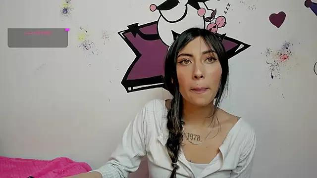 Alanaloiiss_ webcams show profile image 