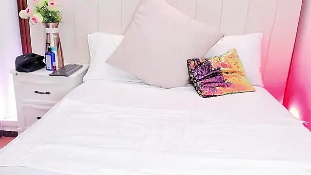 Check out our webcam shows gallery and message on a personal level with our sweet squirt cams hosts, showing off their natural physiques and sex toys.