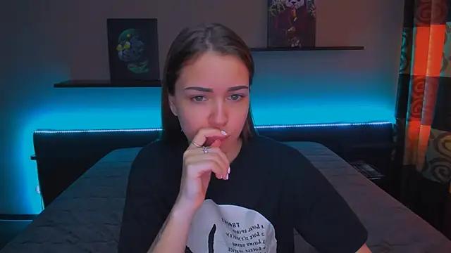 Check out our webcam shows gallery and message on a personal level with our sweet squirt cams hosts, showing off their natural physiques and sex toys.