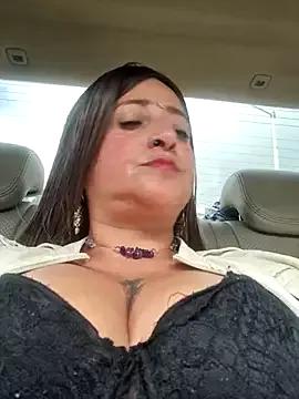 alexandrajoneess from StripChat is Freechat