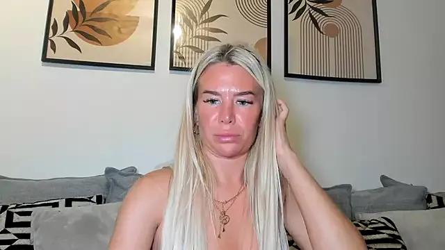 Alexia-Lee from StripChat is Freechat