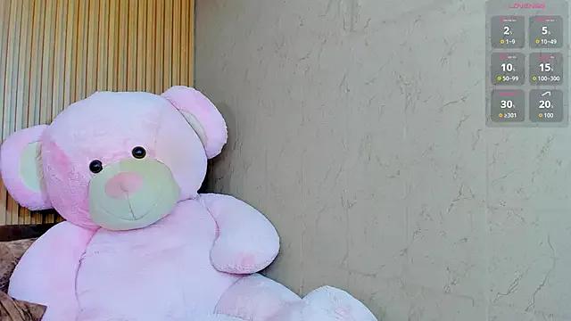 Check out our webcam shows gallery and message on a personal level with our sweet squirt cams hosts, showing off their natural physiques and sex toys.
