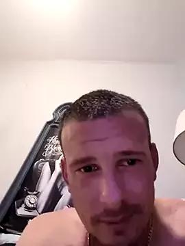 AlexisCynn from StripChat is Freechat