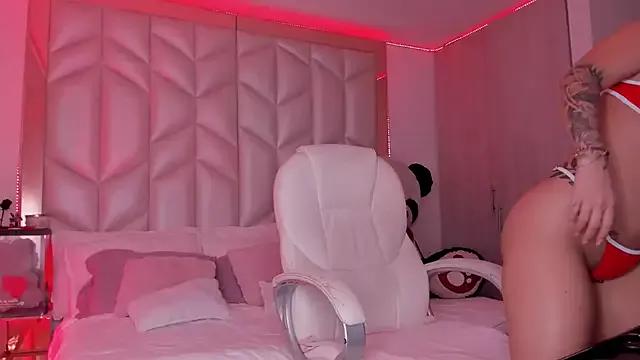 Check out our webcam shows gallery and message on a personal level with our sweet squirt cams hosts, showing off their natural physiques and sex toys.
