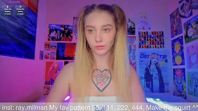 Check out our webcam shows gallery and message on a personal level with our sweet squirt cams hosts, showing off their natural physiques and sex toys.