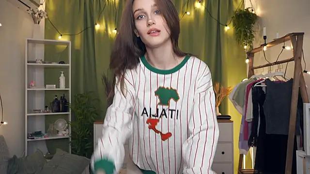Check out our webcam shows gallery and message on a personal level with our sweet squirt cams hosts, showing off their natural physiques and sex toys.