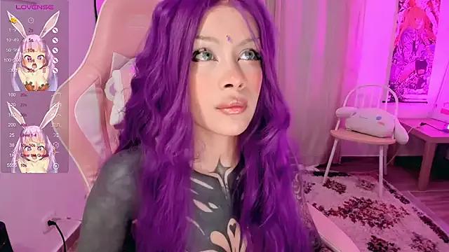 AlinaLukyanova from StripChat is Freechat