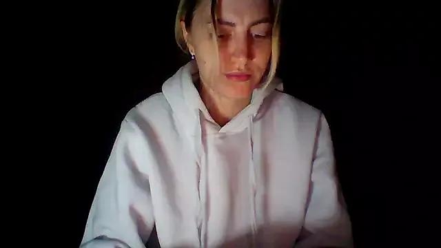 Photos of AlisaStack from StripChat is Freechat