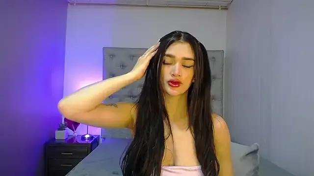 AlisonGray from StripChat is Freechat