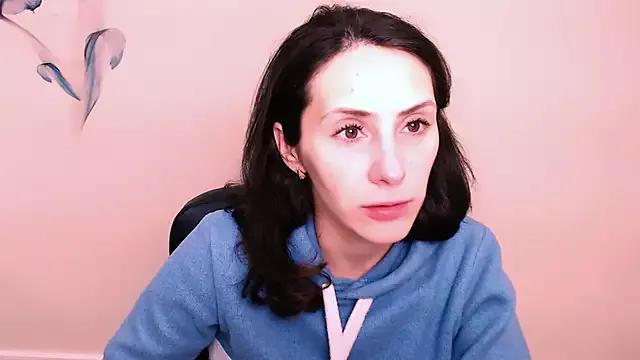 AlissaJersi from StripChat is Freechat