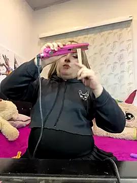 Check out our webcam shows gallery and message on a personal level with our sweet squirt cams hosts, showing off their natural physiques and sex toys.