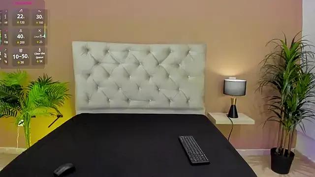 AllisonDoll_ from StripChat is Freechat