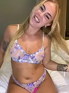 allisonxx from StripChat is Freechat
