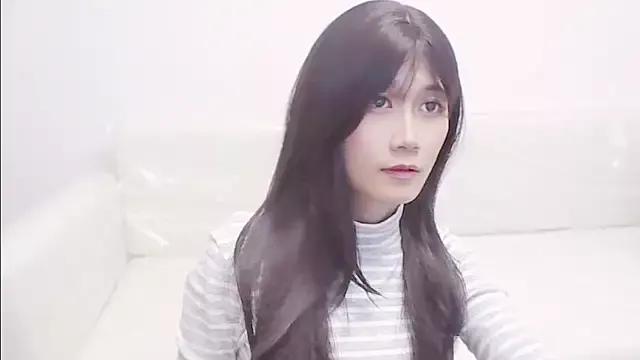 AloneDandelion from StripChat is Freechat