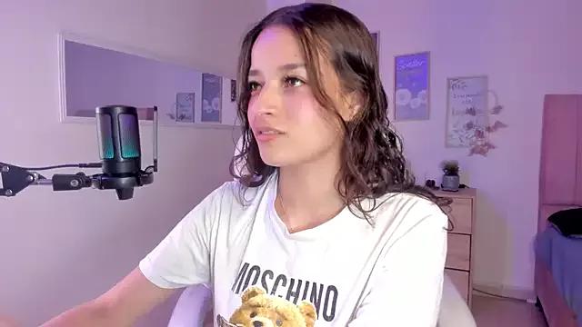 Check out our webcam shows gallery and message on a personal level with our sweet squirt cams hosts, showing off their natural physiques and sex toys.