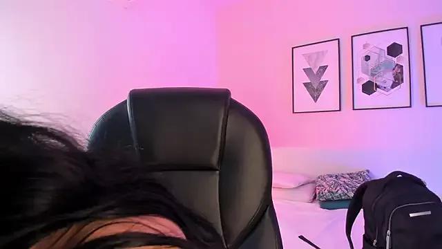 Check out our webcam shows gallery and message on a personal level with our sweet squirt cams hosts, showing off their natural physiques and sex toys.